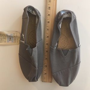 Toms Classic Canvas Slip on